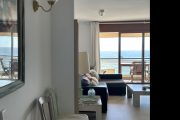 Foto APARTMENT SEA VIEWS ON THE BEACH 4