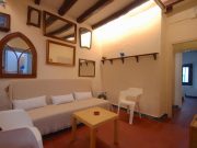 Foto APARTMENT IN THE OLD TOWN TOSSA