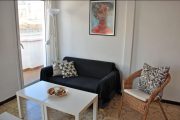 Foto Apartment with terrace 1 min walking to the beach