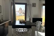 Foto Nice apartment 1 min to the beach 2