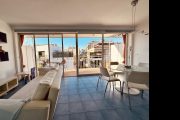 Foto Apartment with terrace near beach 2